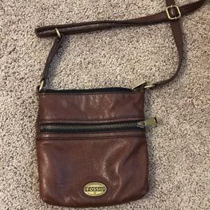 Versatile, leather Fossil crossbody